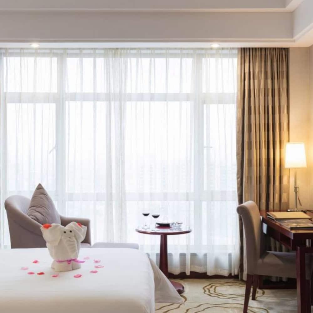Manhatton Hotel Zhuhai Exterior foto