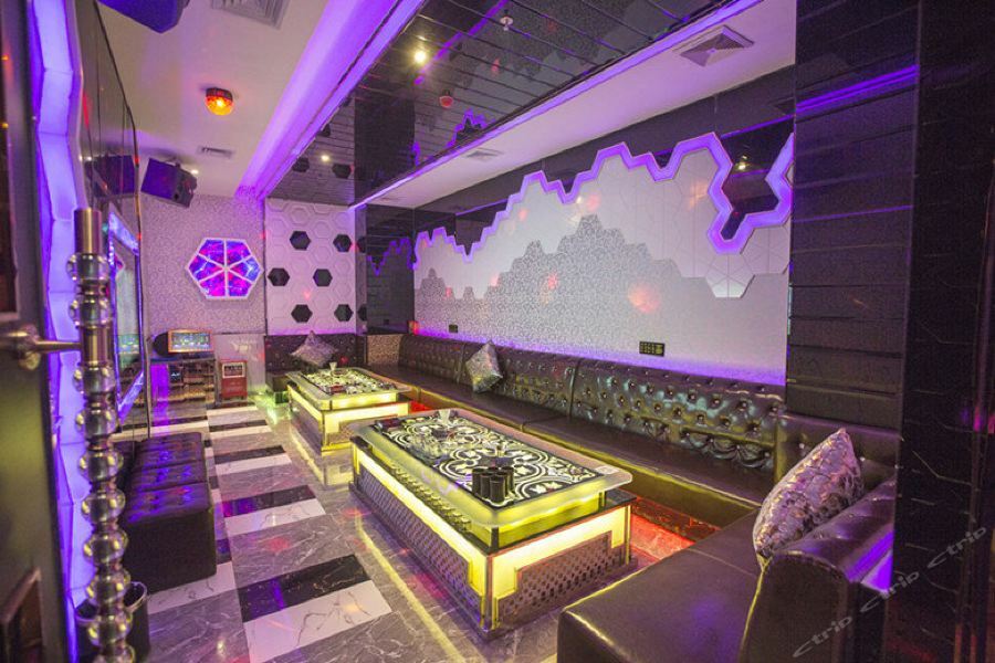 Manhatton Hotel Zhuhai Exterior foto
