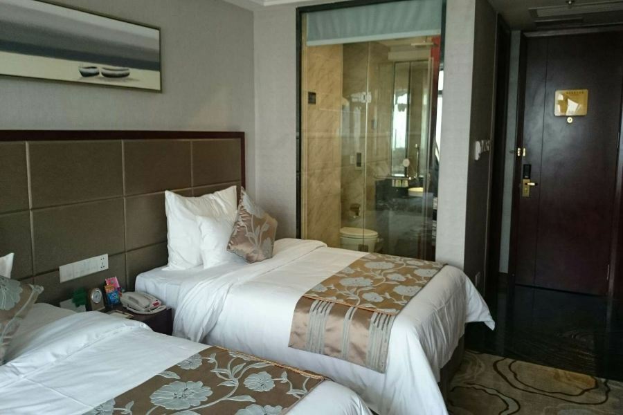 Manhatton Hotel Zhuhai Exterior foto